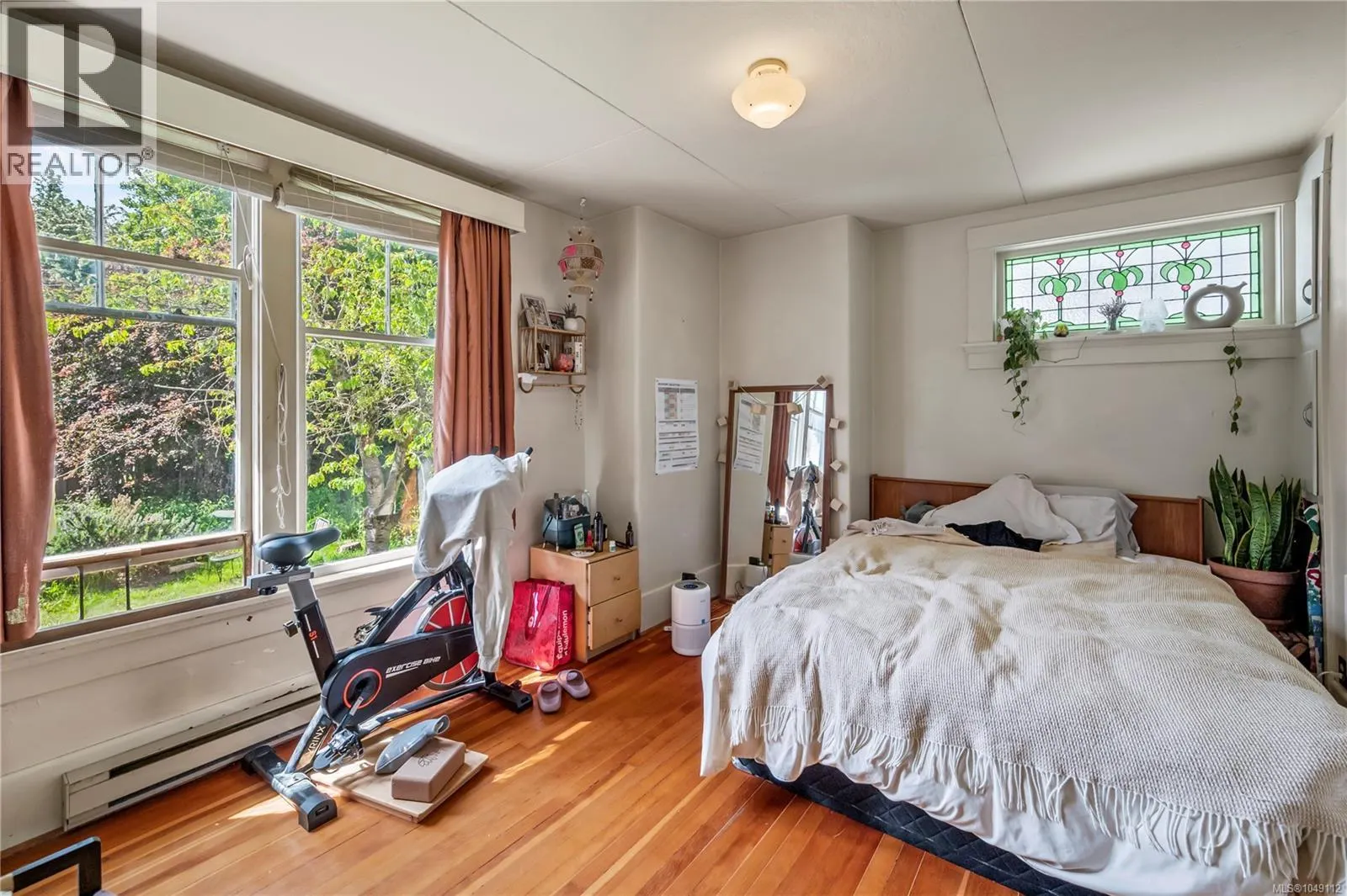 1157 Princess Ave