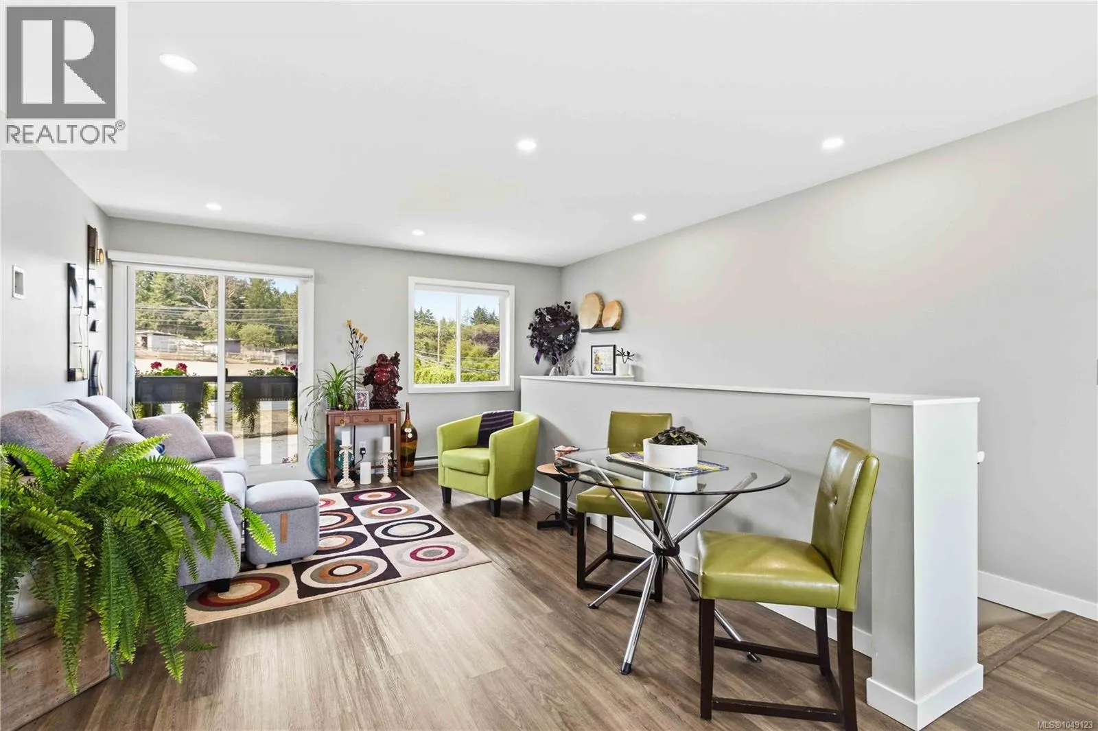 7081 East Saanich Rd