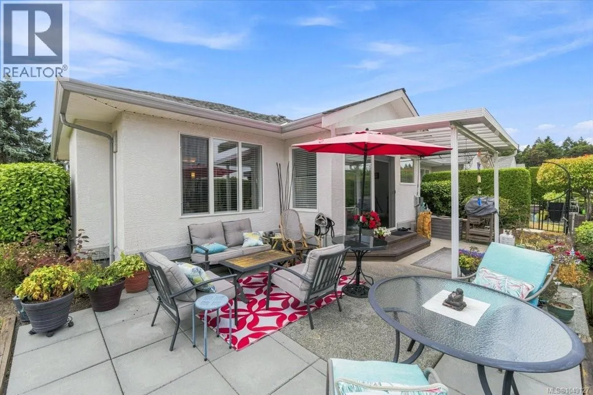 11 6595 Groveland Dr