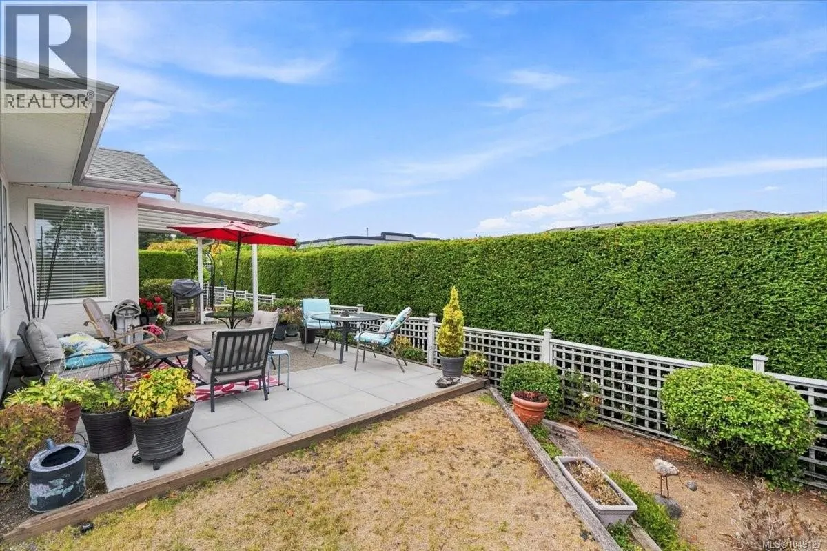 11 6595 Groveland Dr