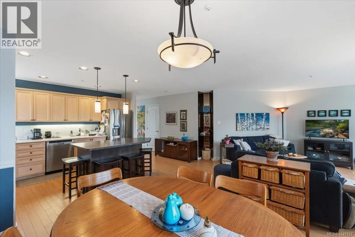 11 6595 Groveland Dr