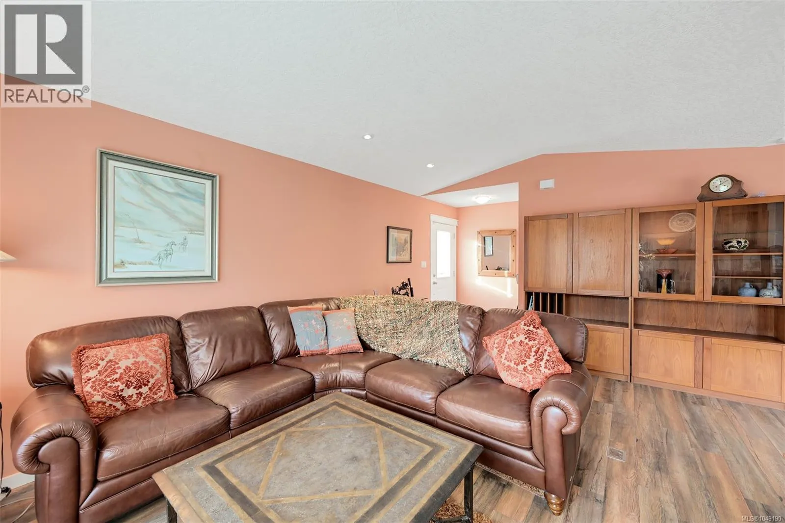 52 7586 Tetayut Rd