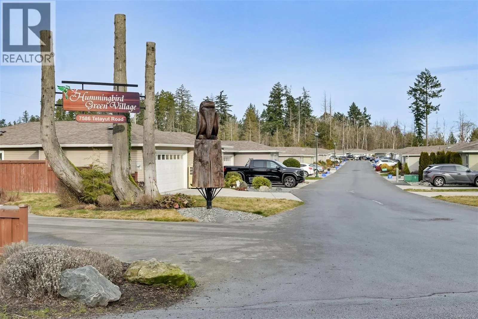 52 7586 Tetayut Rd