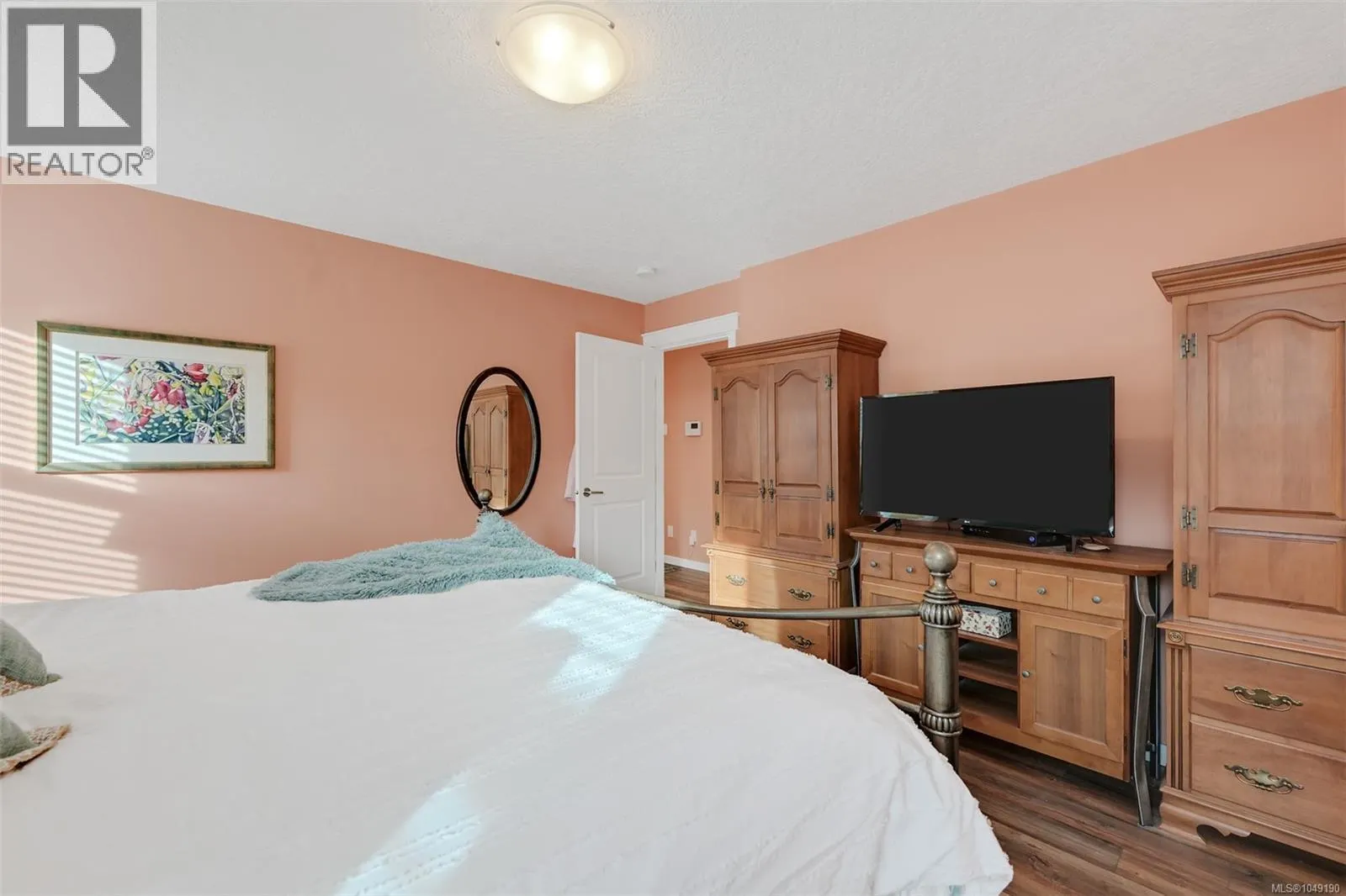 52 7586 Tetayut Rd