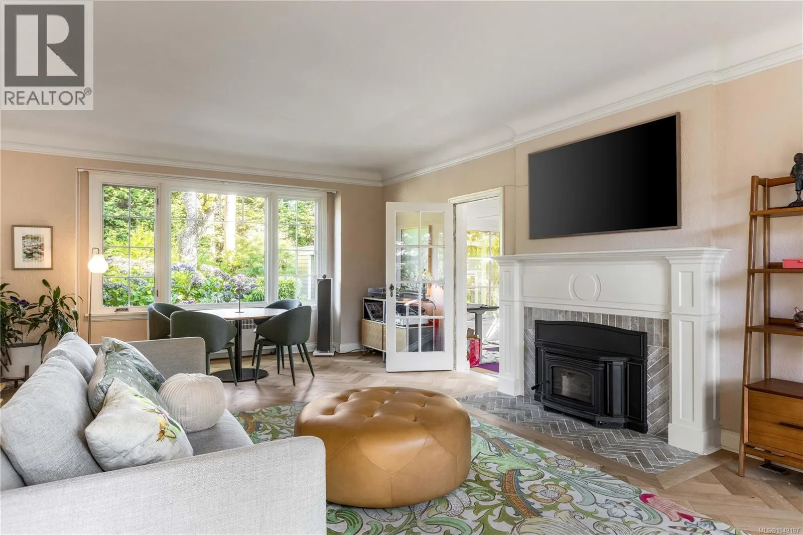 1387 St. David St