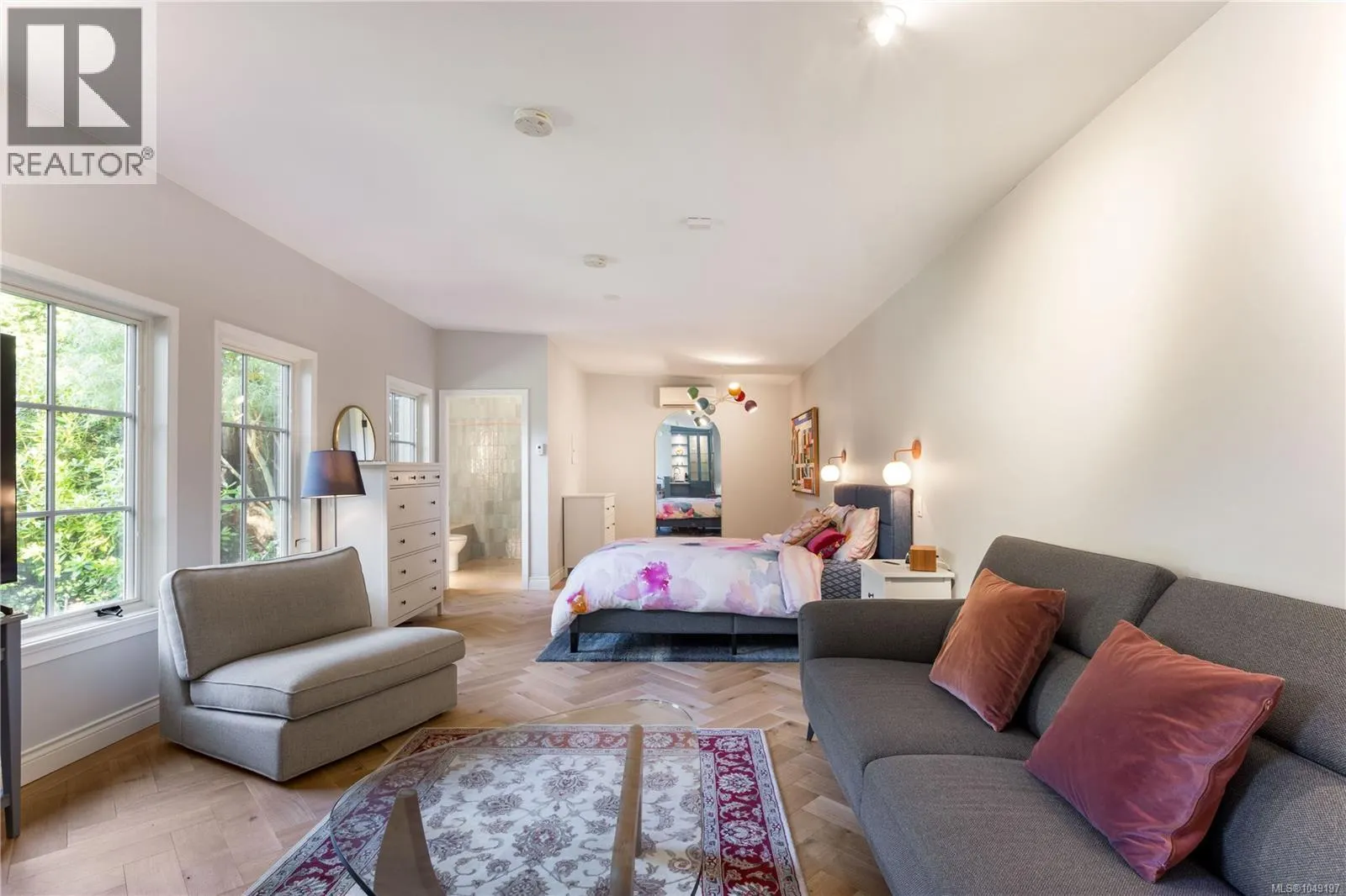 1387 St. David St