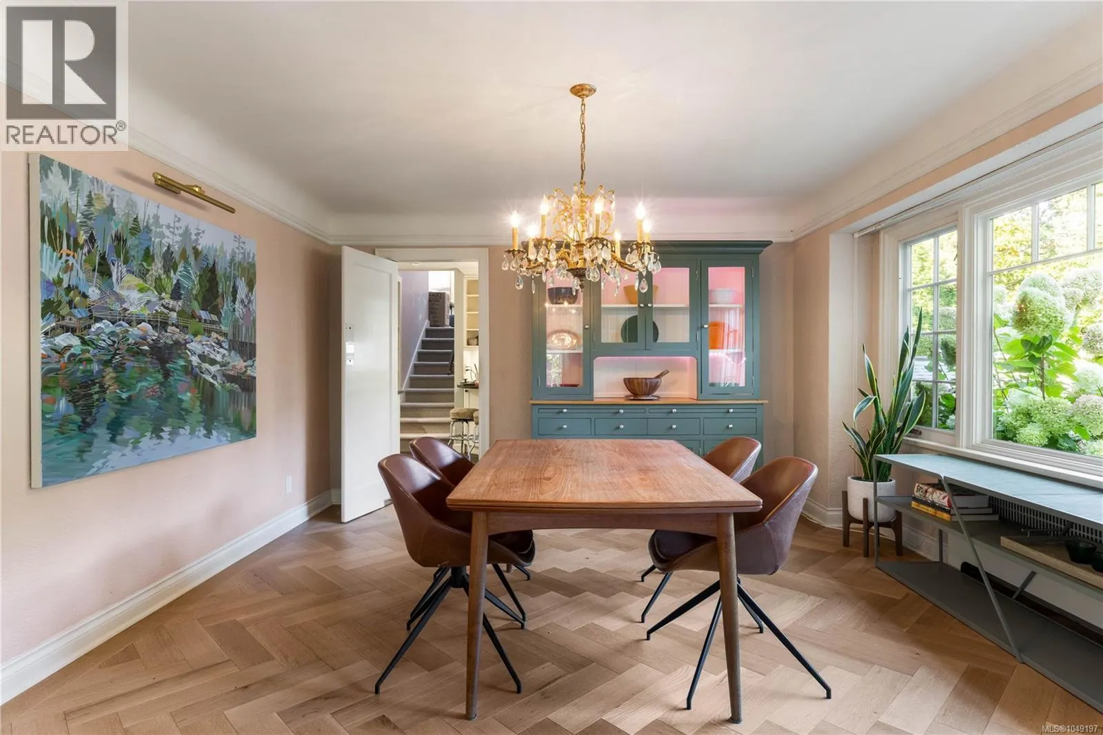 1387 St. David St