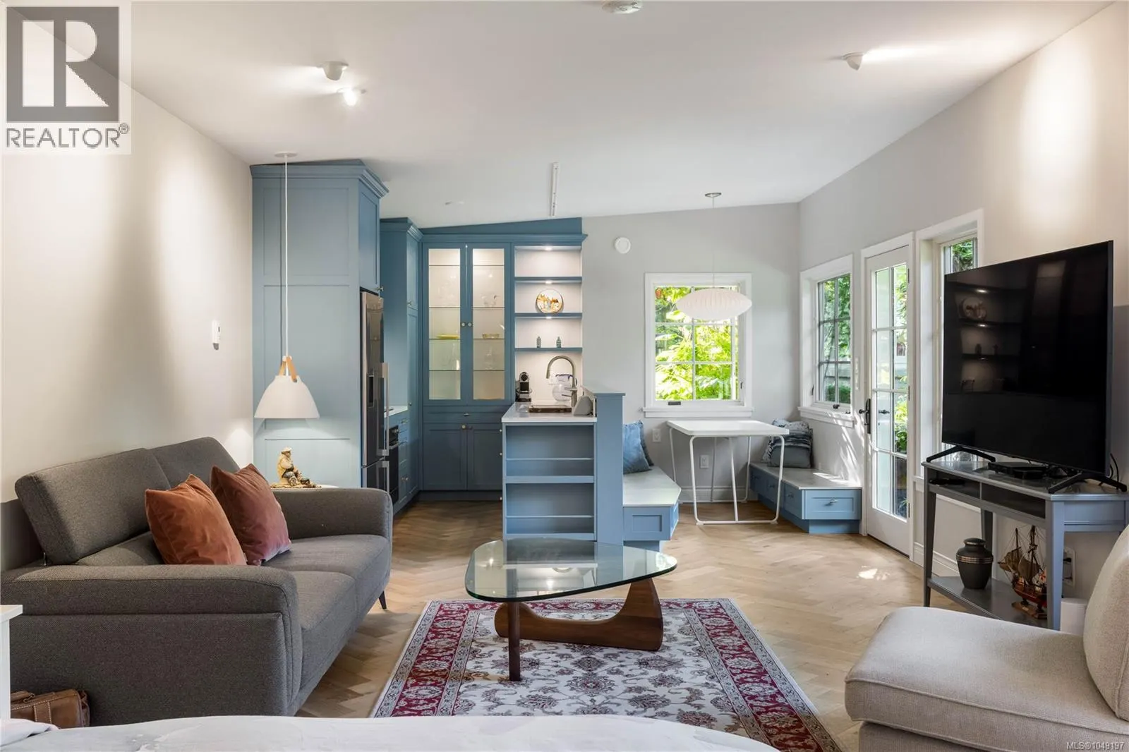 1387 St. David St