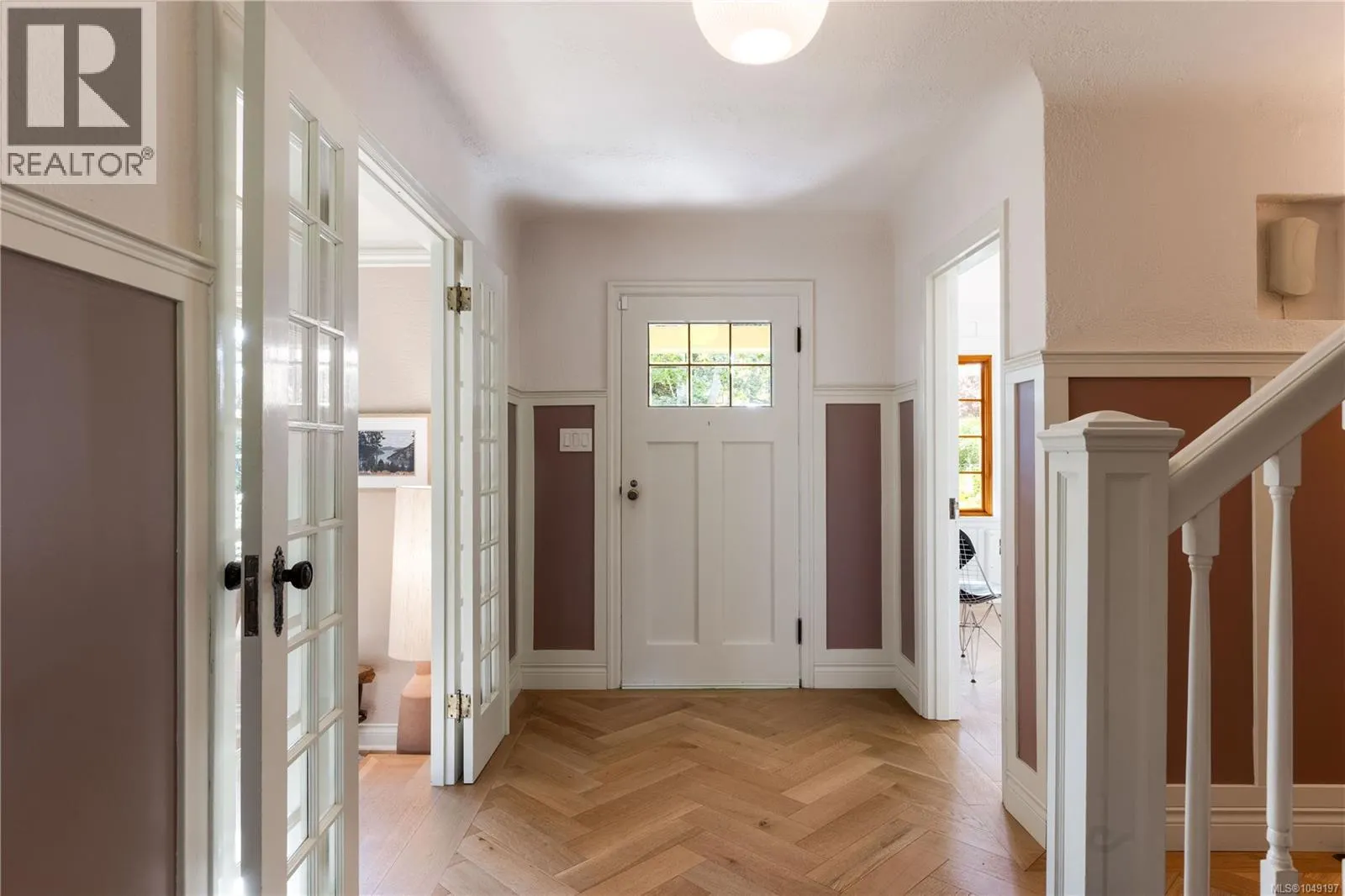 1387 St. David St