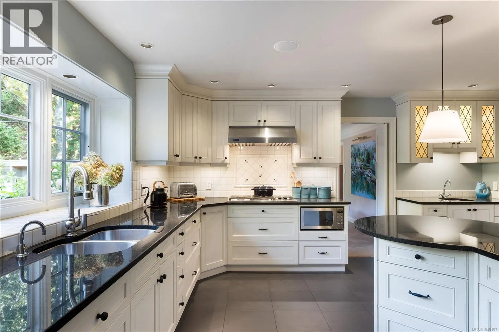 1387 St. David St