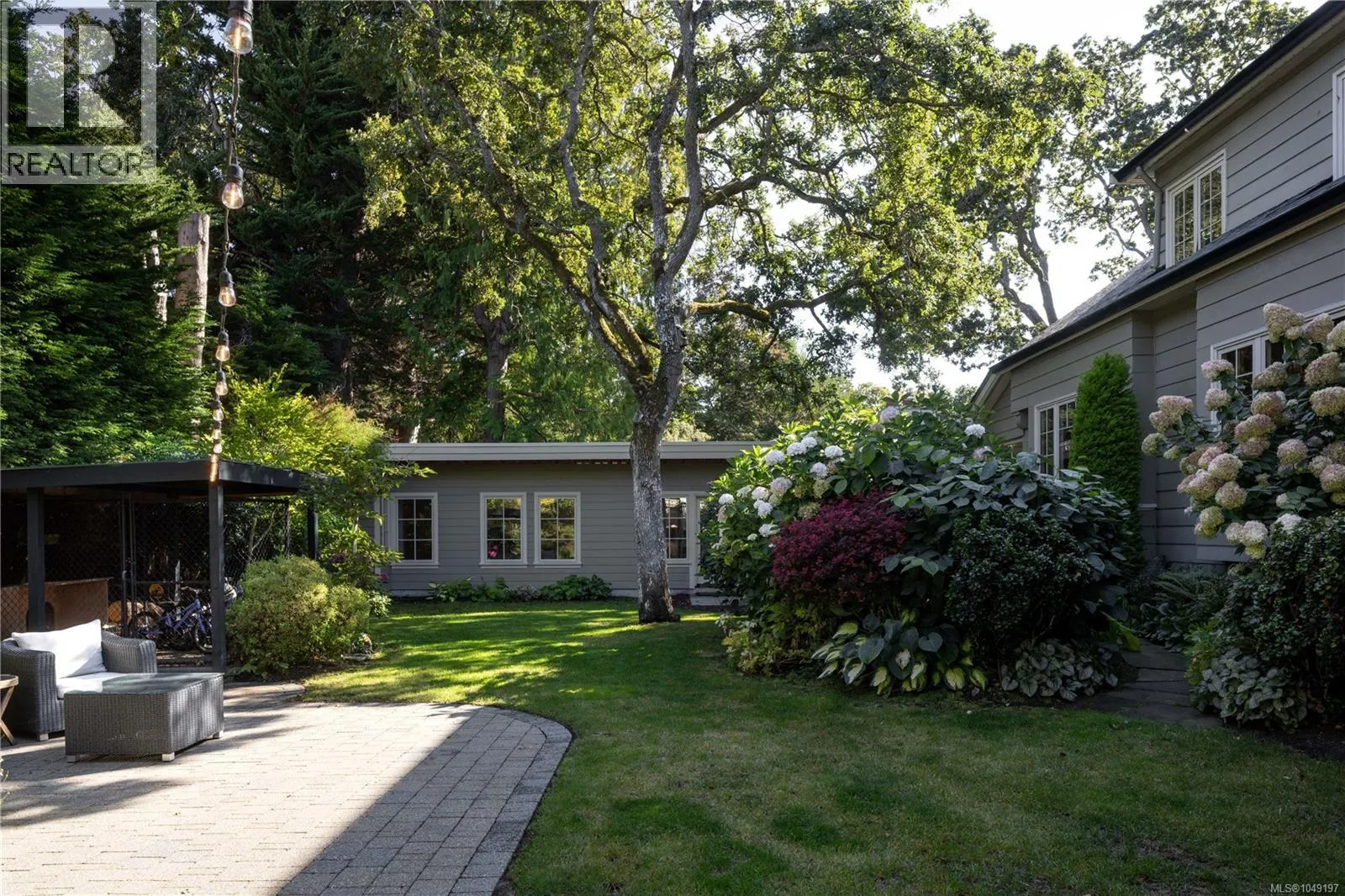 1387 St. David St