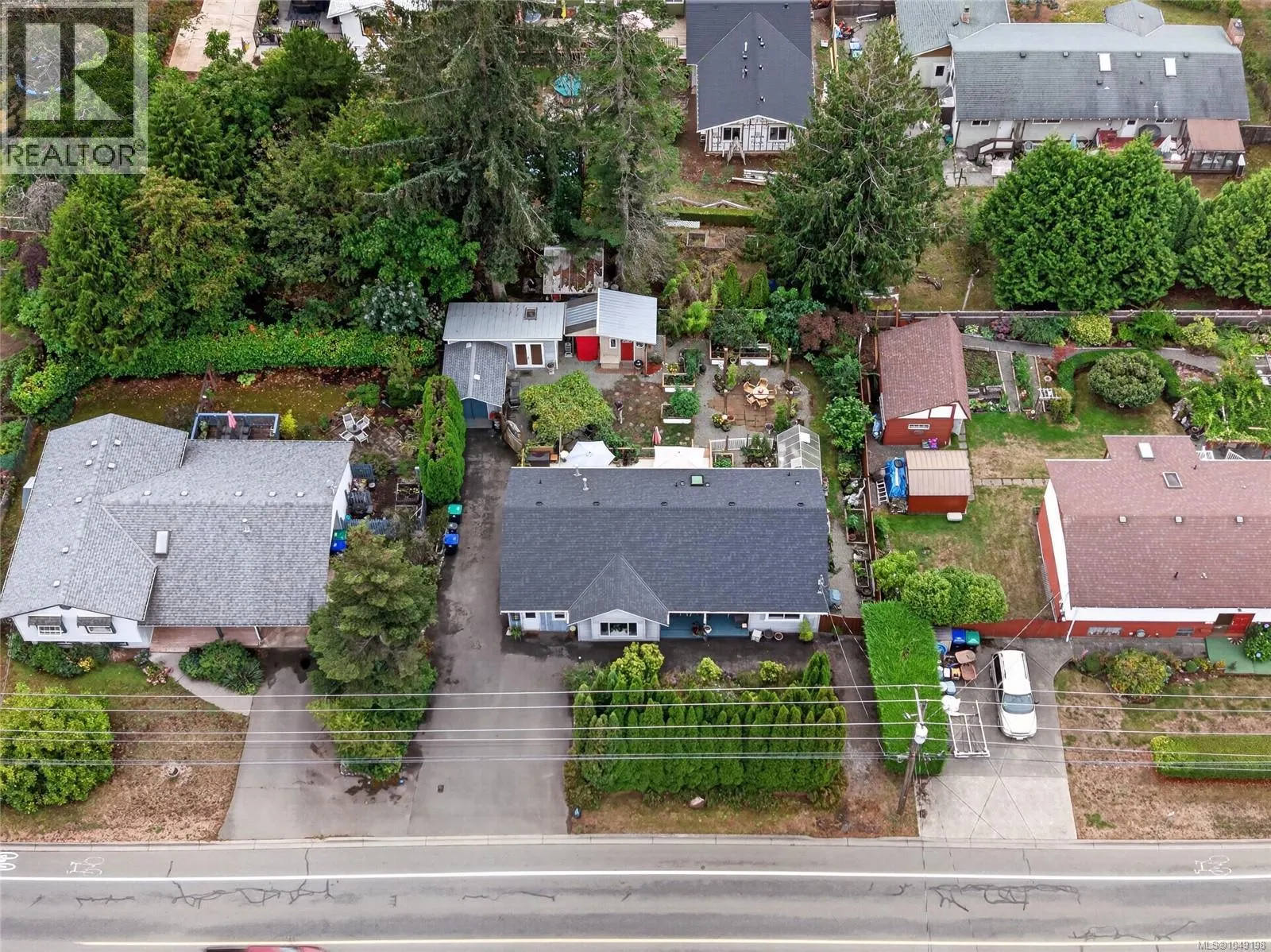 1675 Noel Ave