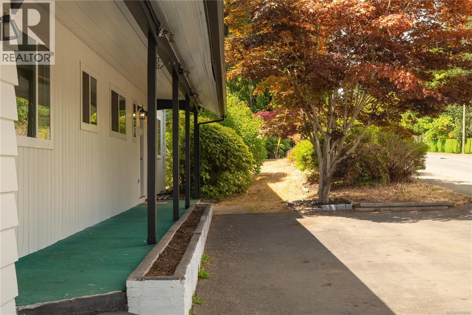 5892 Jaynes Rd