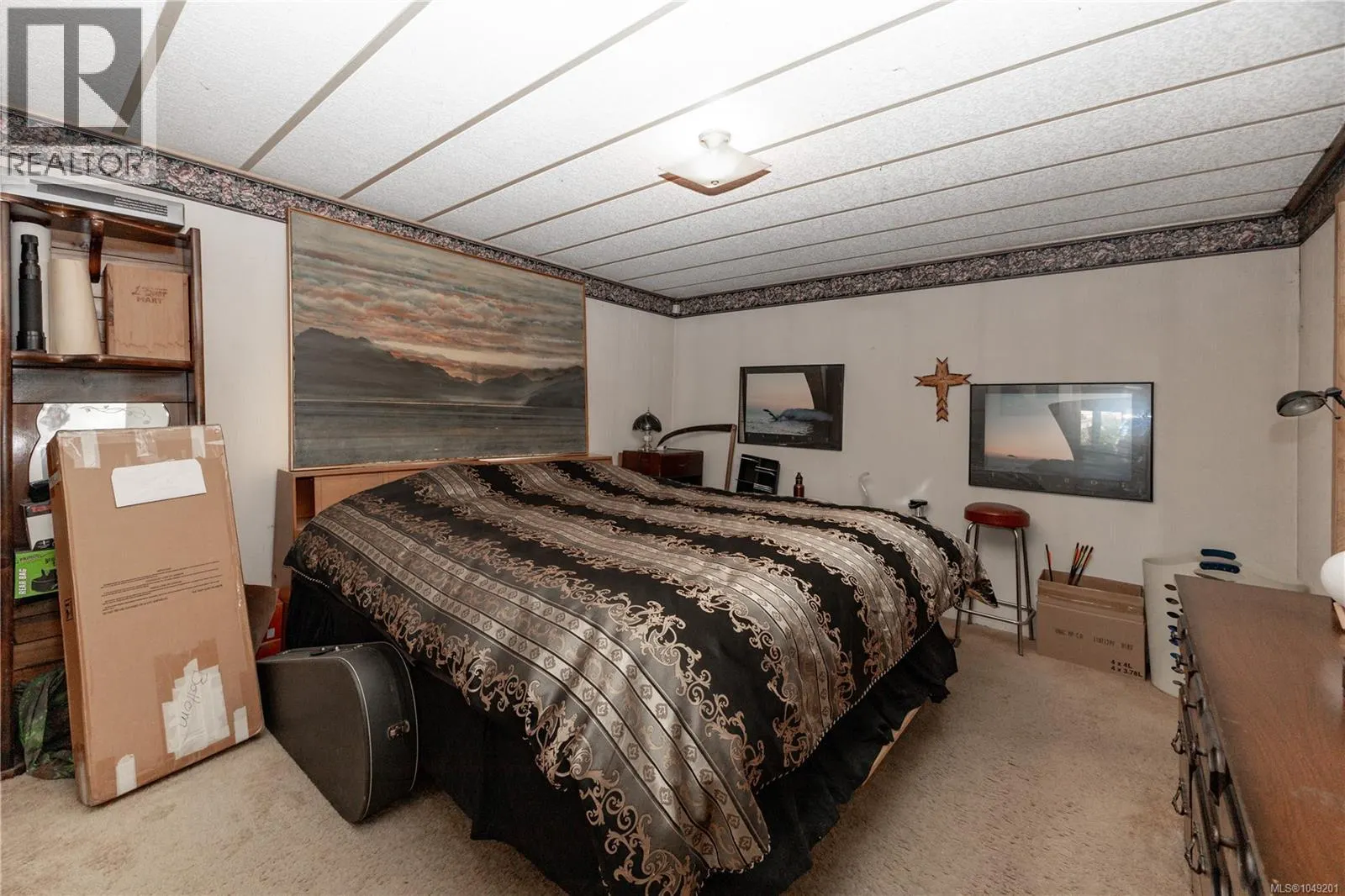 64 Seabreeze Dr