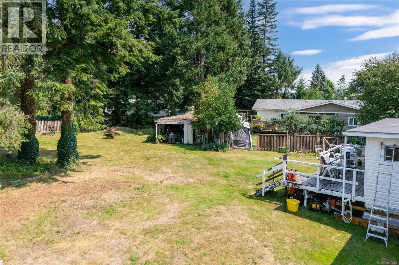 64 Seabreeze Dr