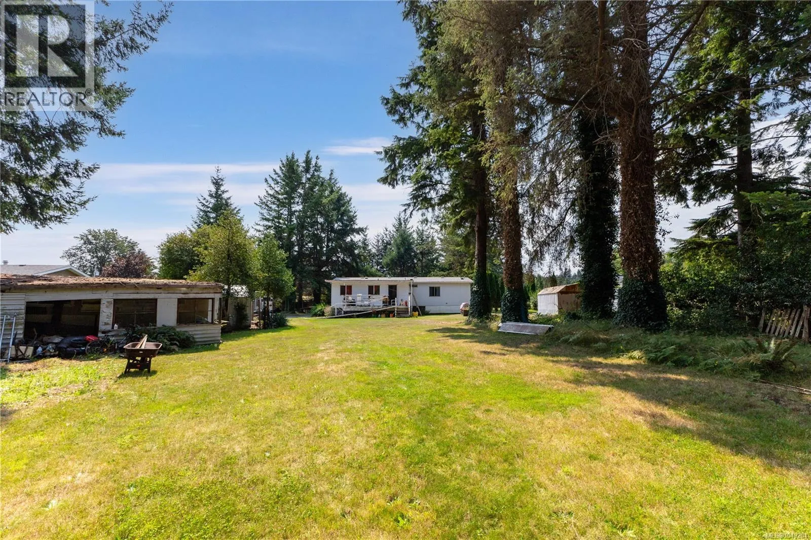 64 Seabreeze Dr