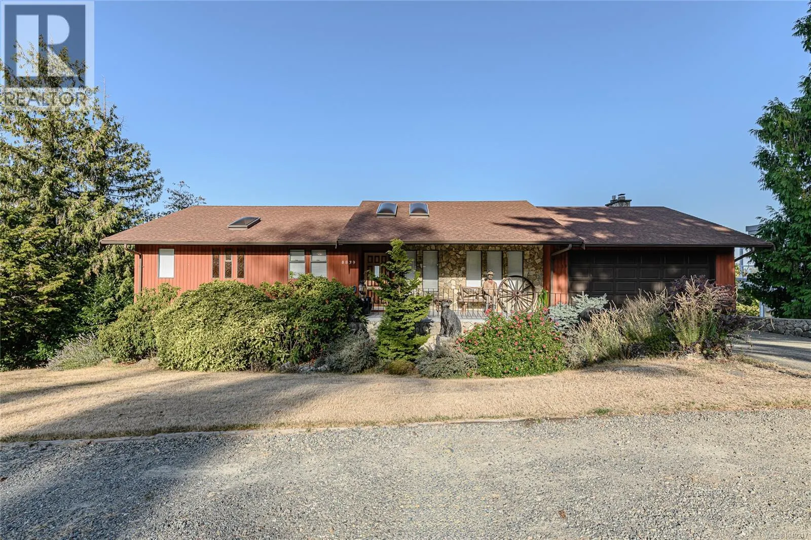 8839 Forest Park Dr