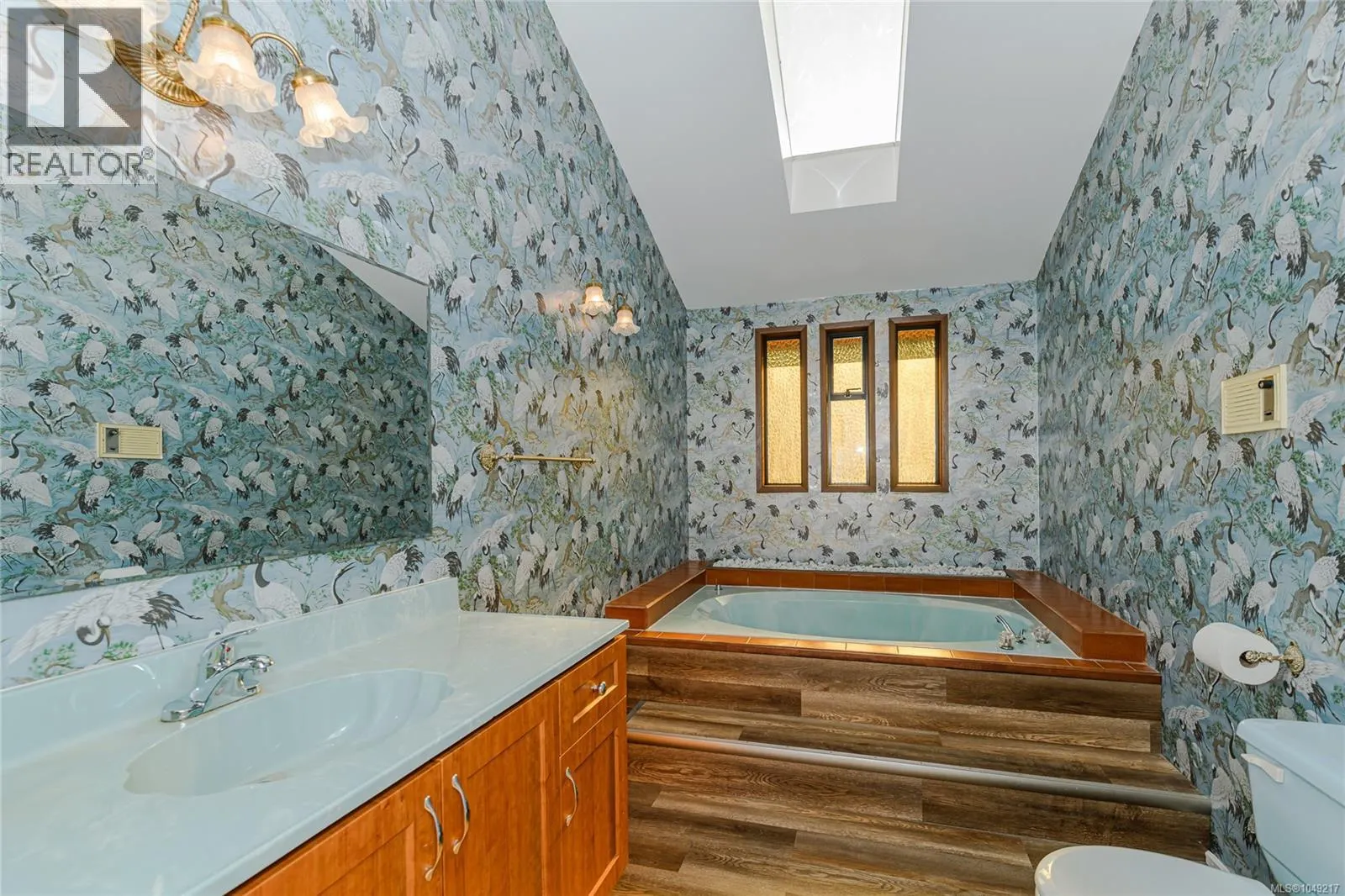 8839 Forest Park Dr
