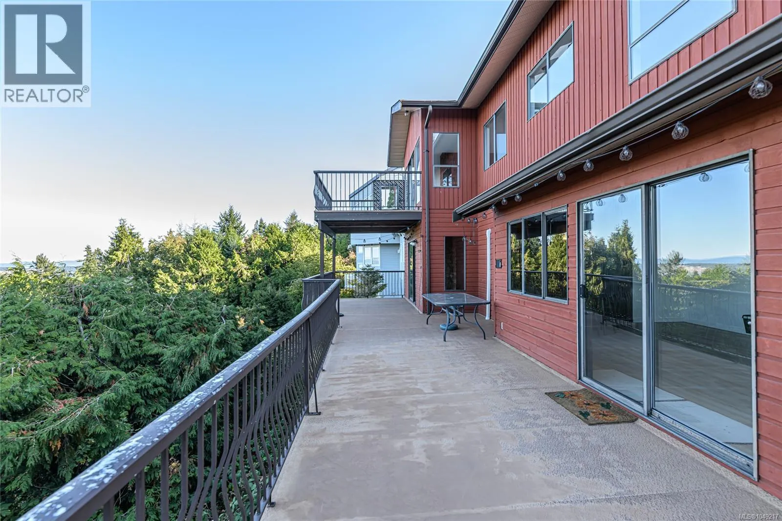 8839 Forest Park Dr