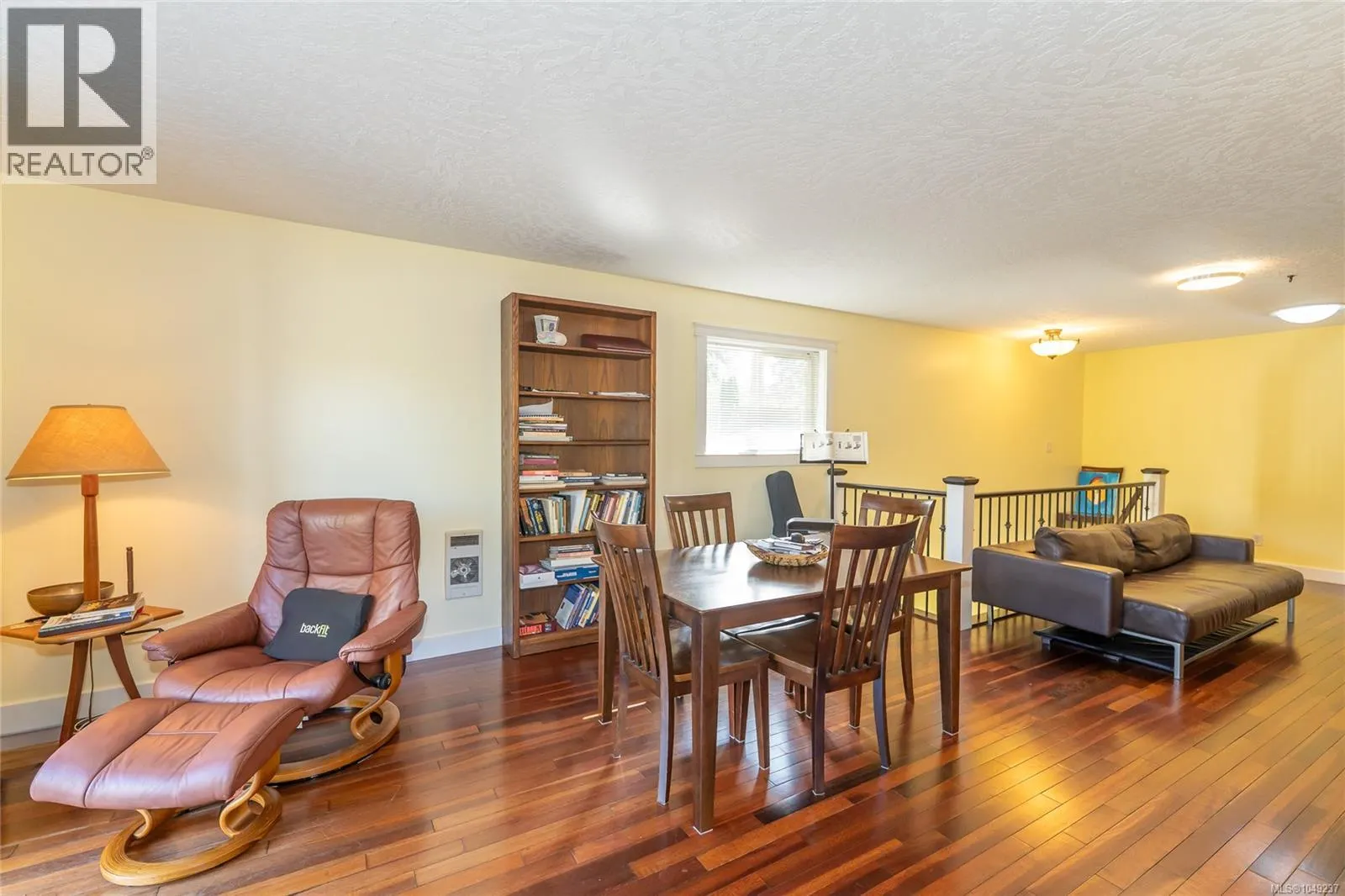 3341 Boyles Rd