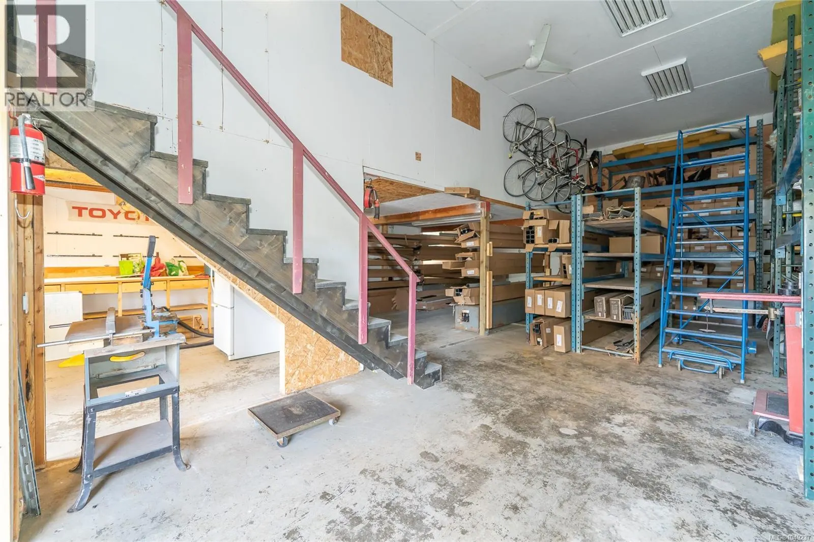 3341 Boyles Rd