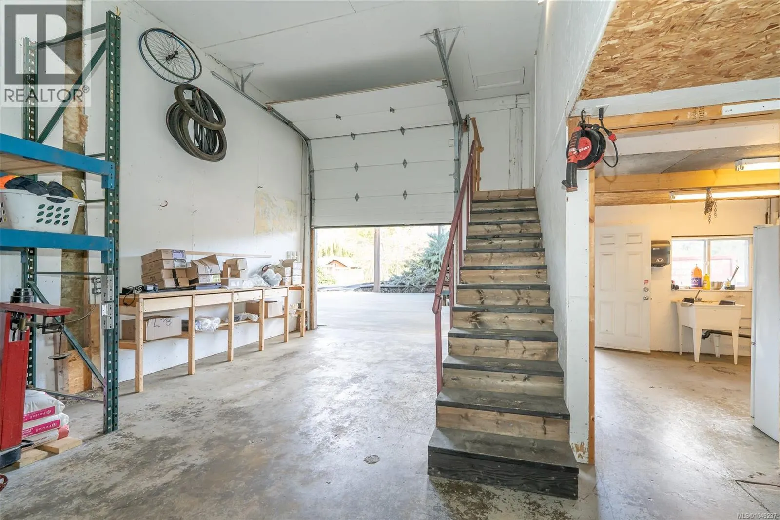 3341 Boyles Rd