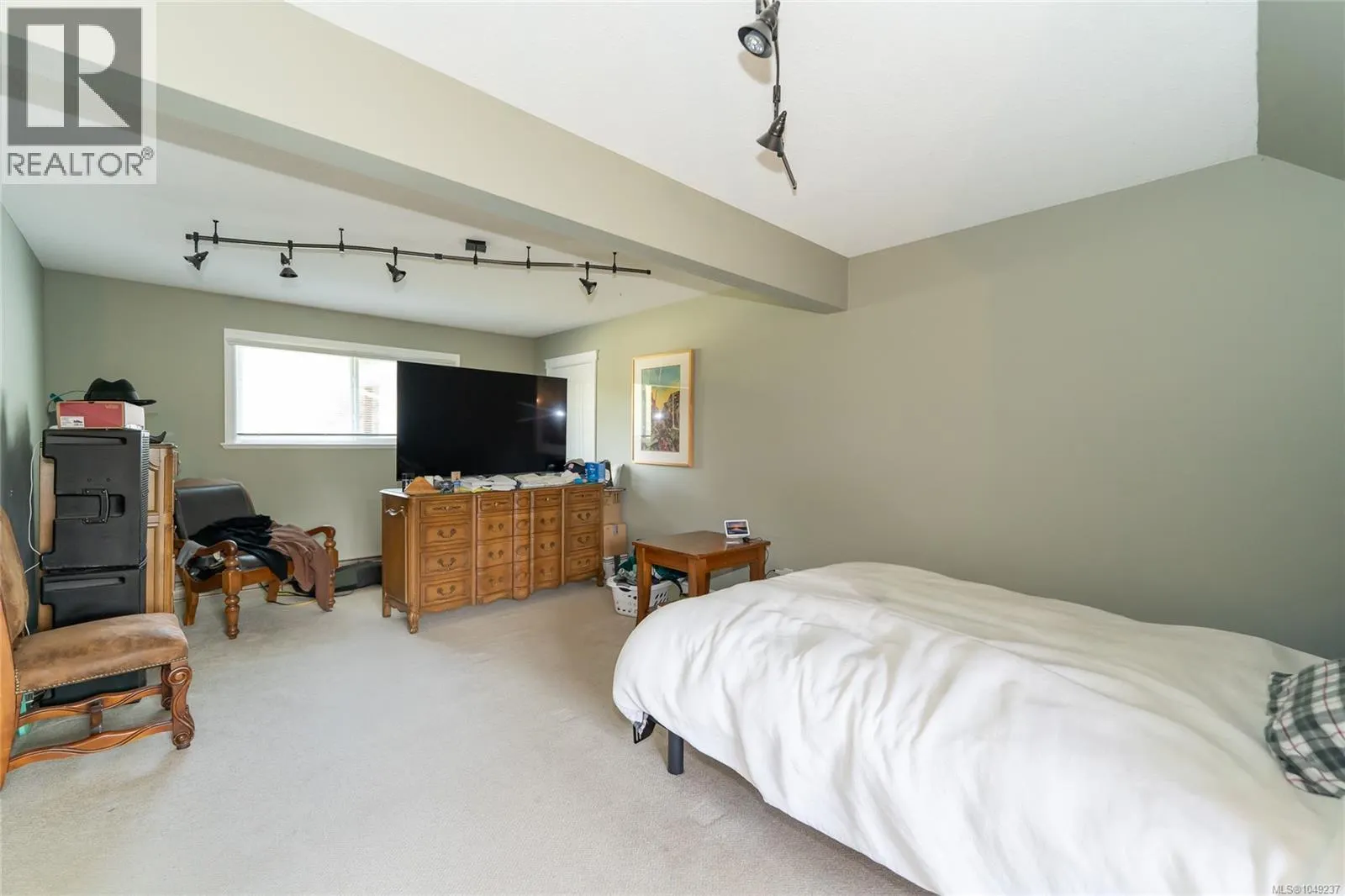 3341 Boyles Rd