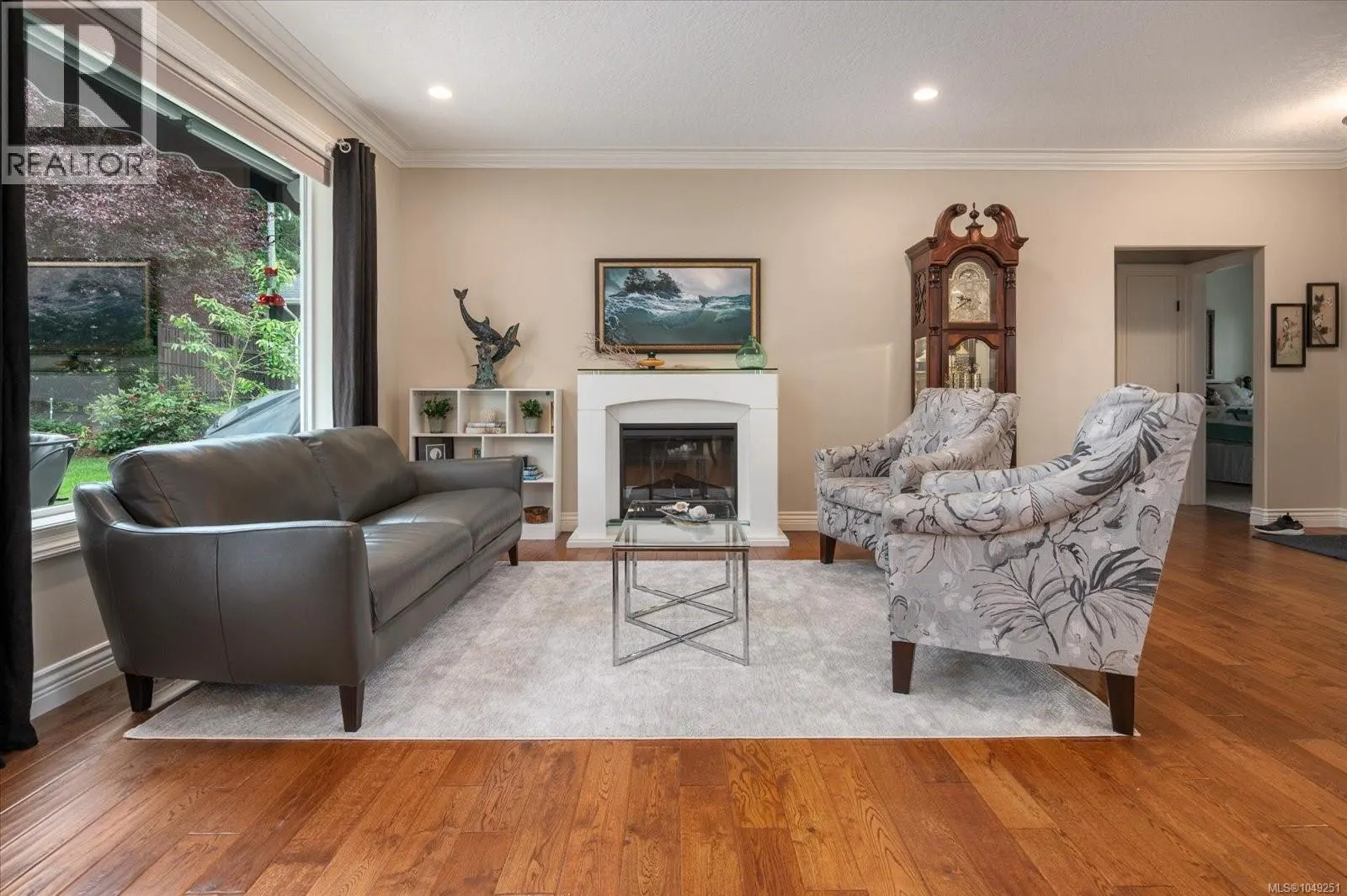 3936 Creekside Dr