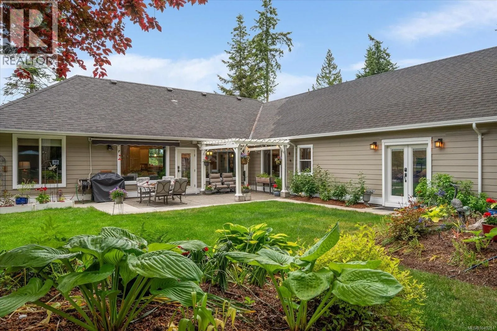3936 Creekside Dr