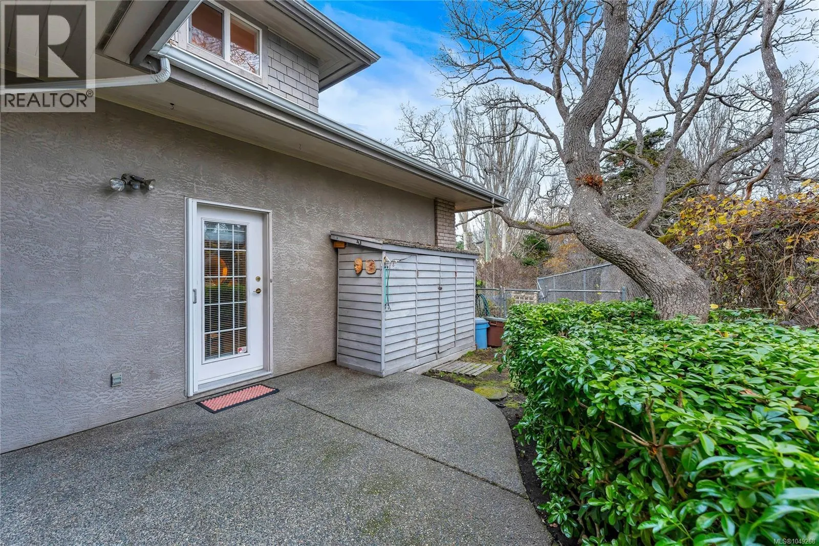 568 Island Rd