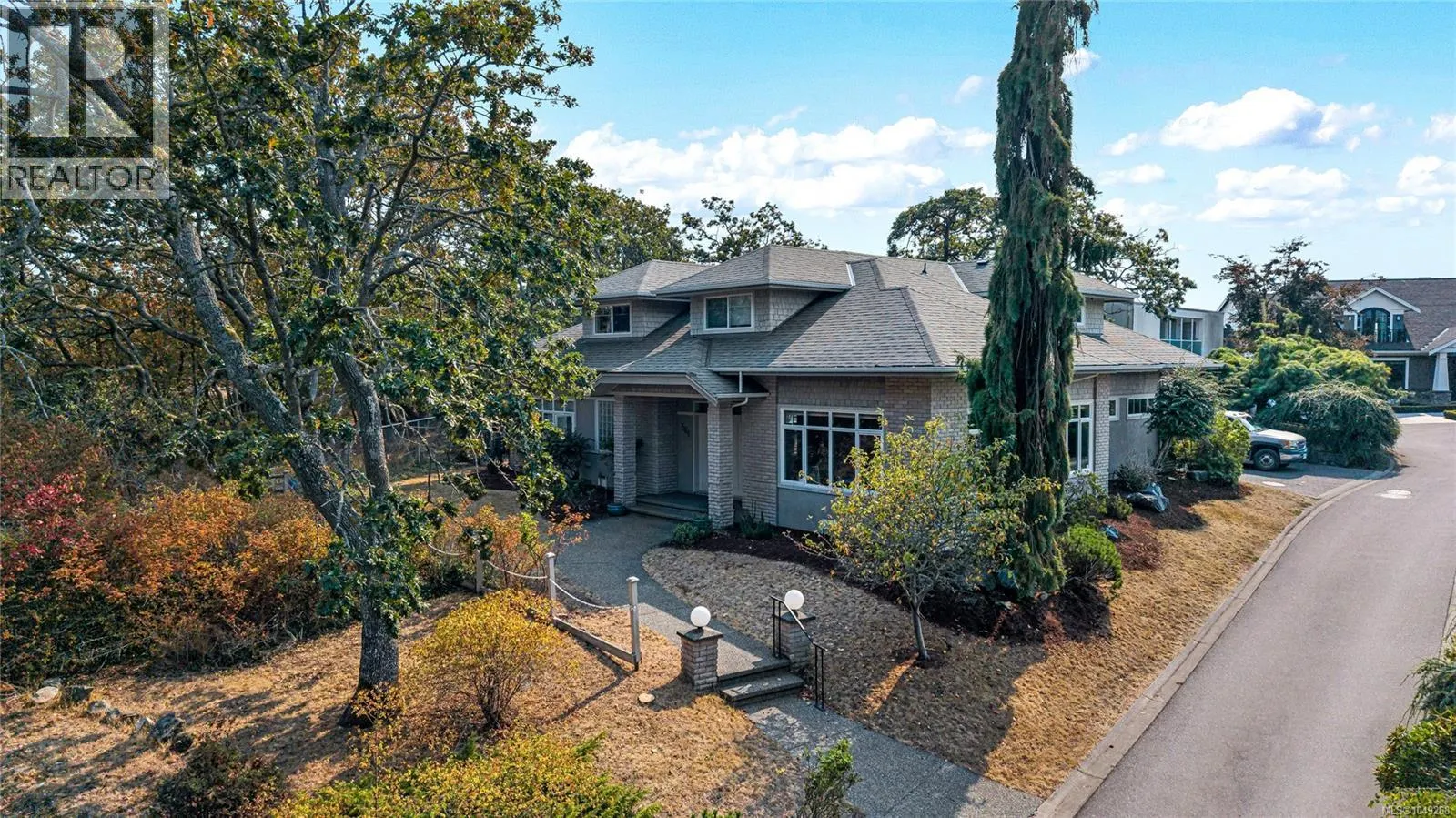 568 Island Rd