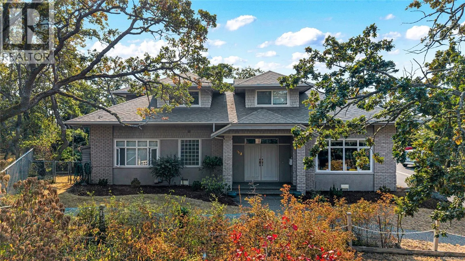 568 Island Rd