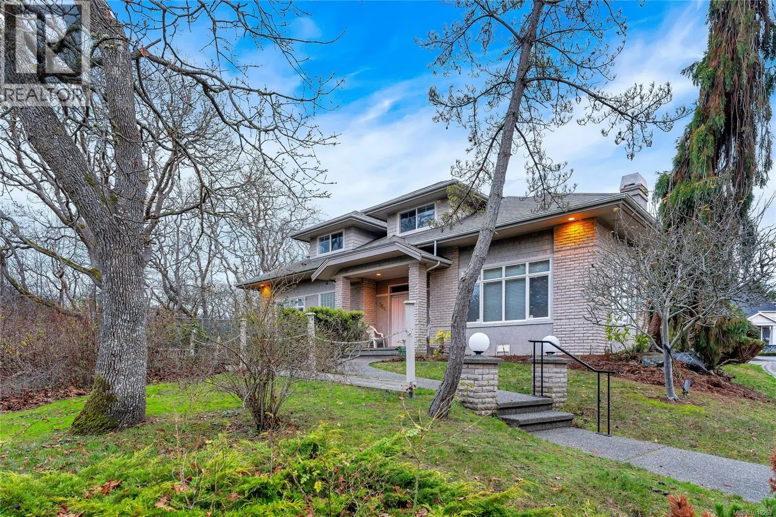 568 Island Rd