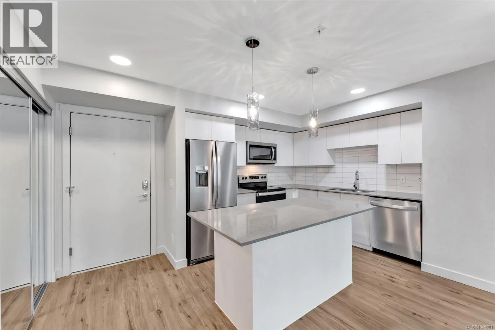 208 4810 Cedar Ridge Pl