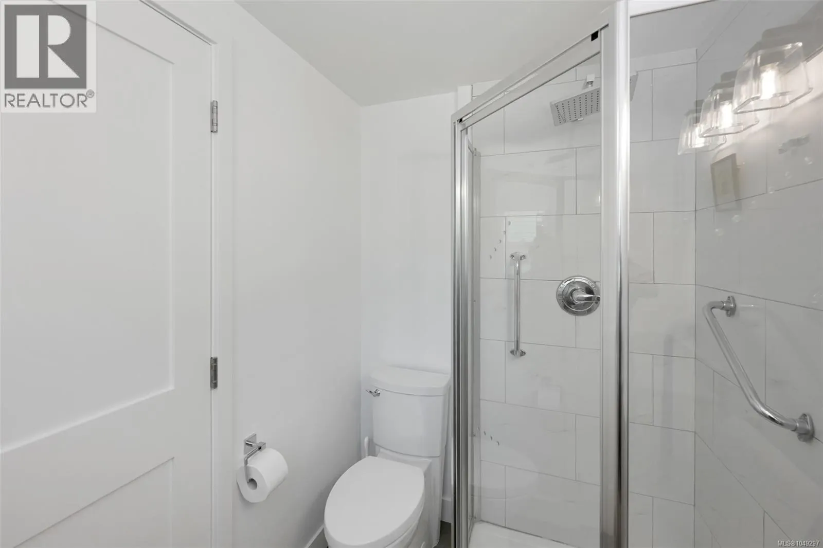 10915 Cedar Lane