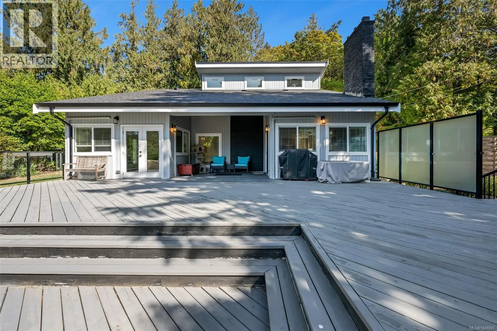 10915 Cedar Lane