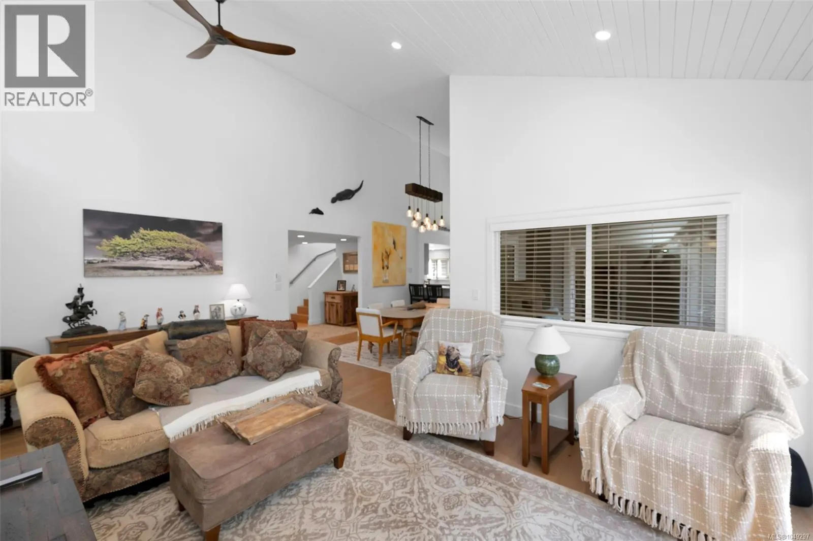 10915 Cedar Lane