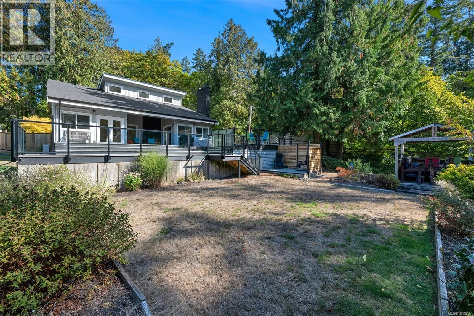 10915 Cedar Lane