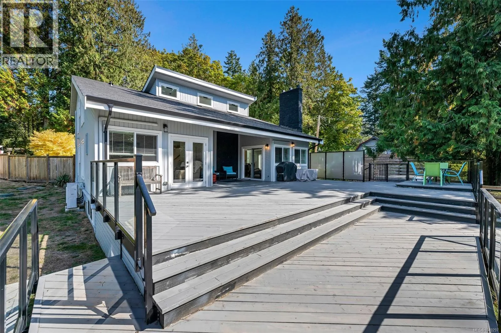 10915 Cedar Lane