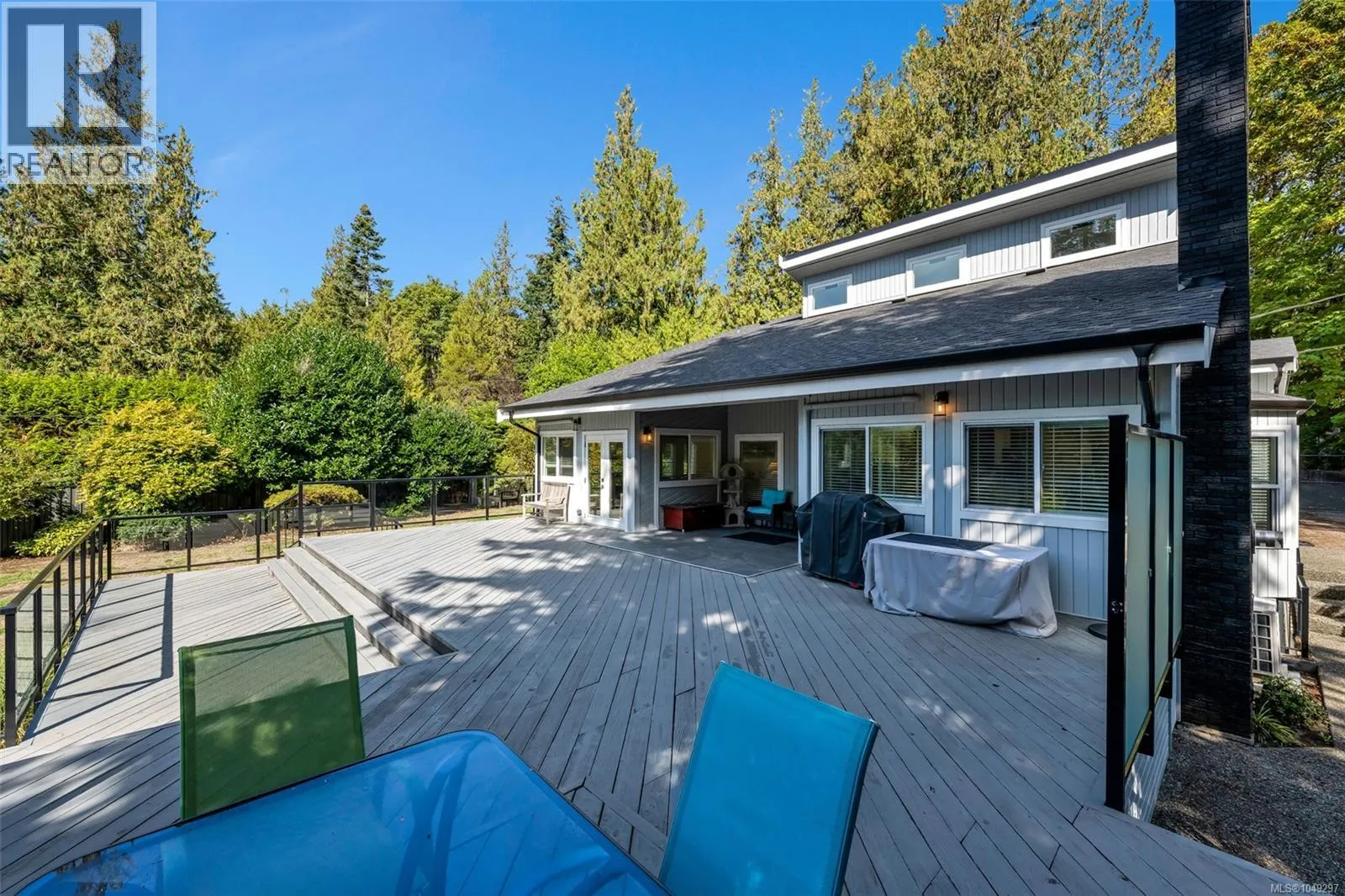 10915 Cedar Lane