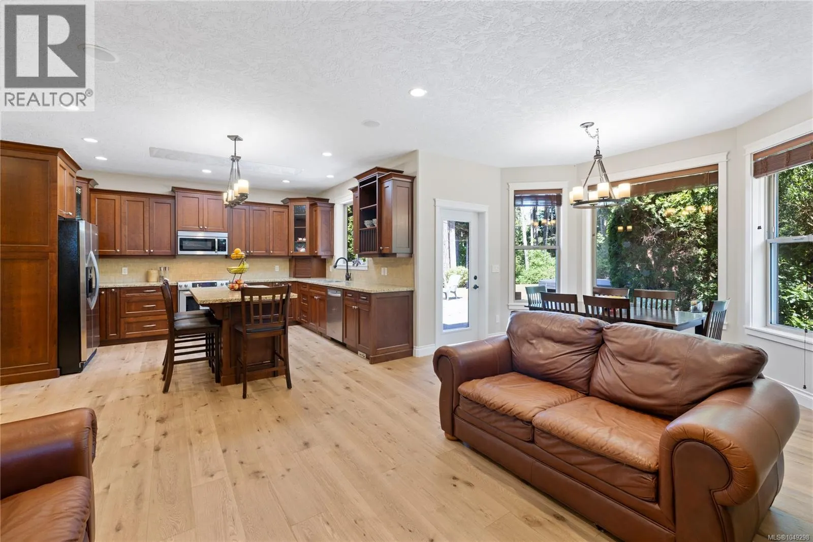 1635 Stone Lake Dr