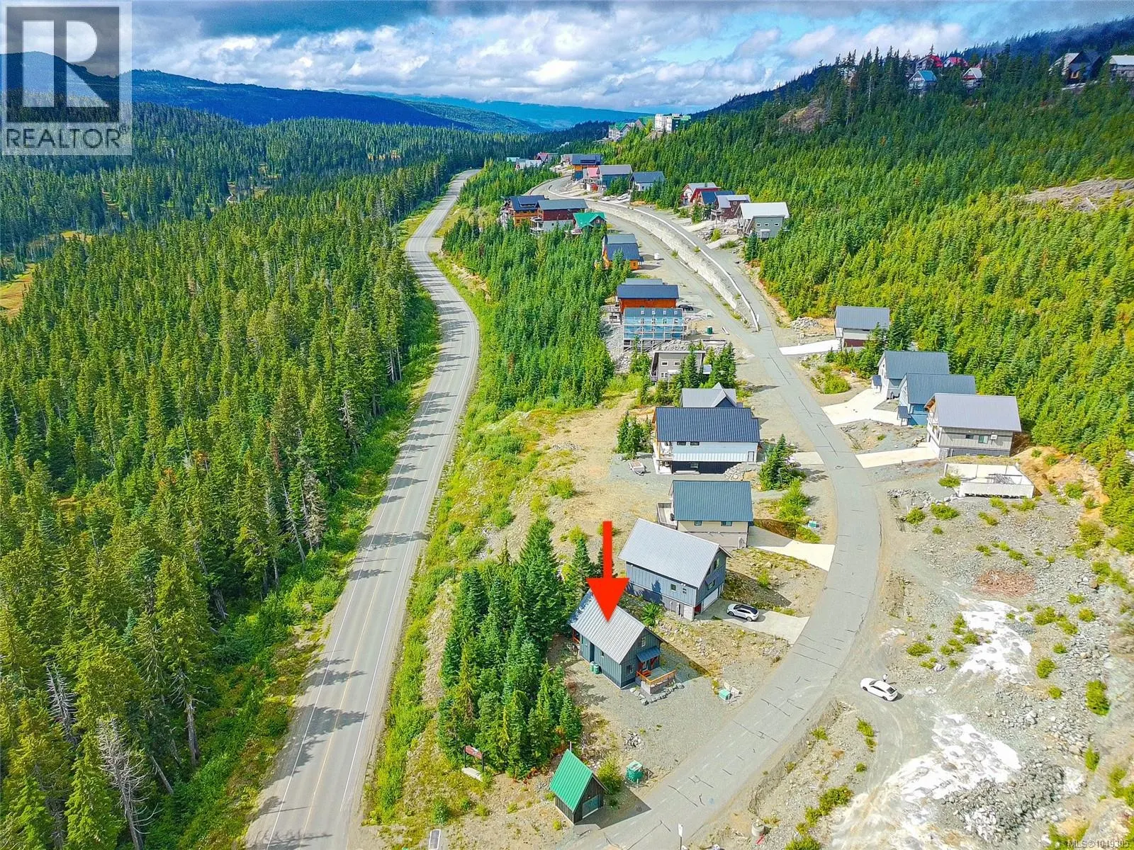 415 Arrowsmith Ridge