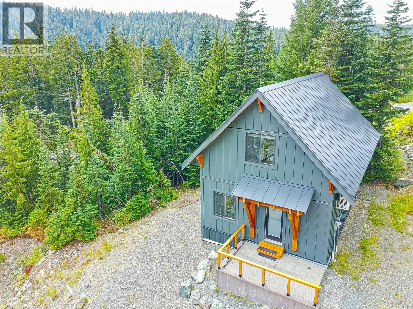415 Arrowsmith Ridge
