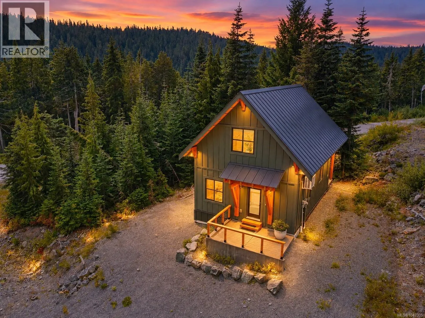 415 Arrowsmith Ridge