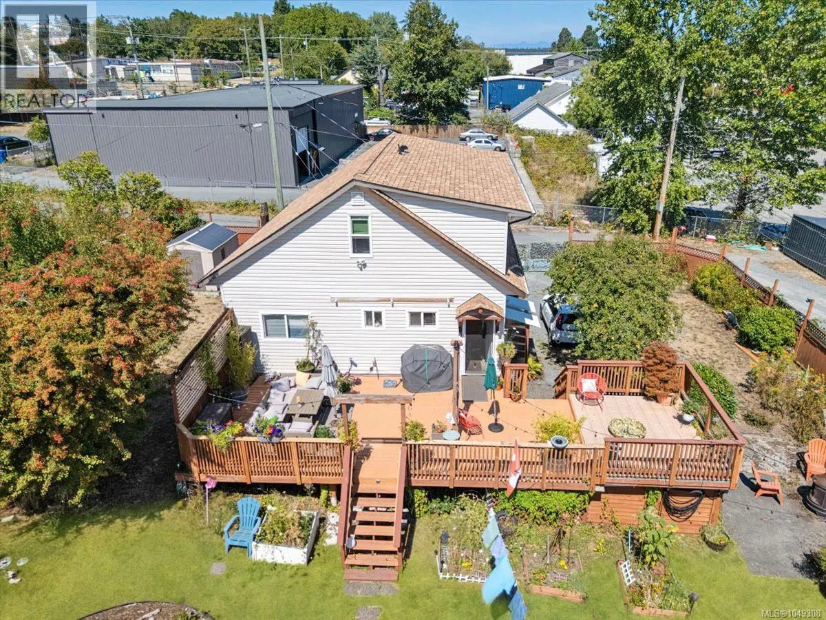 245 Sabiston St