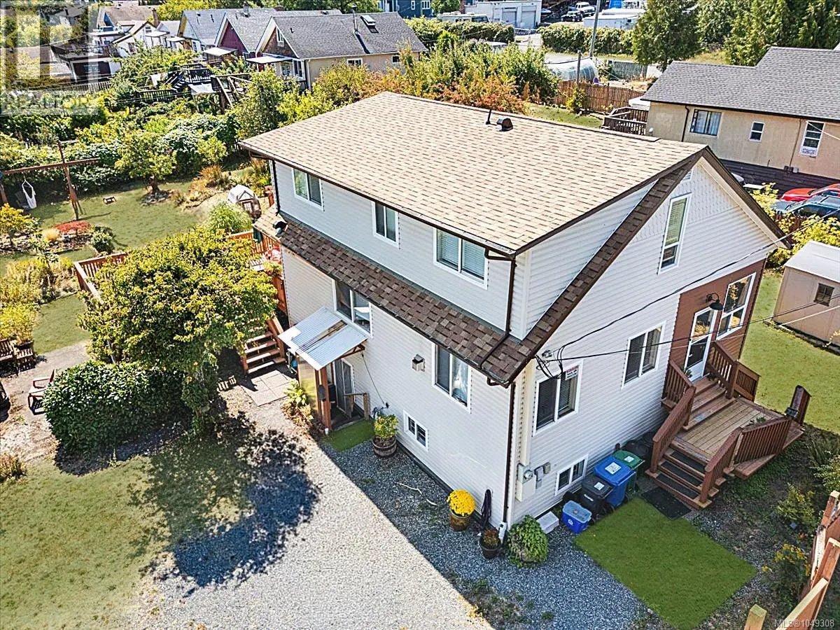 245 Sabiston St