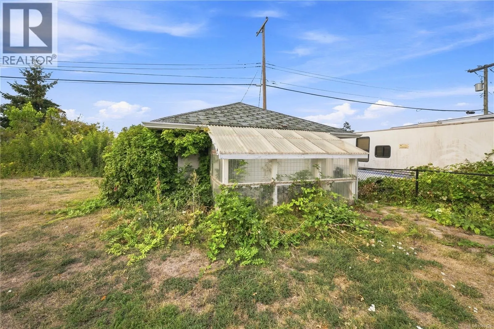 141 Jensen Ave E