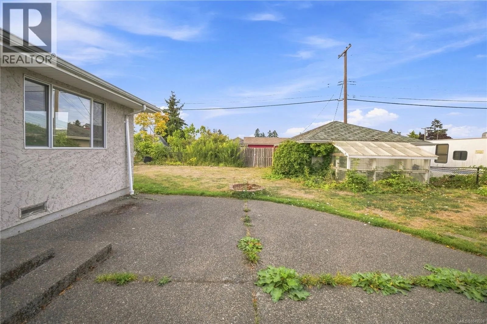 141 Jensen Ave E