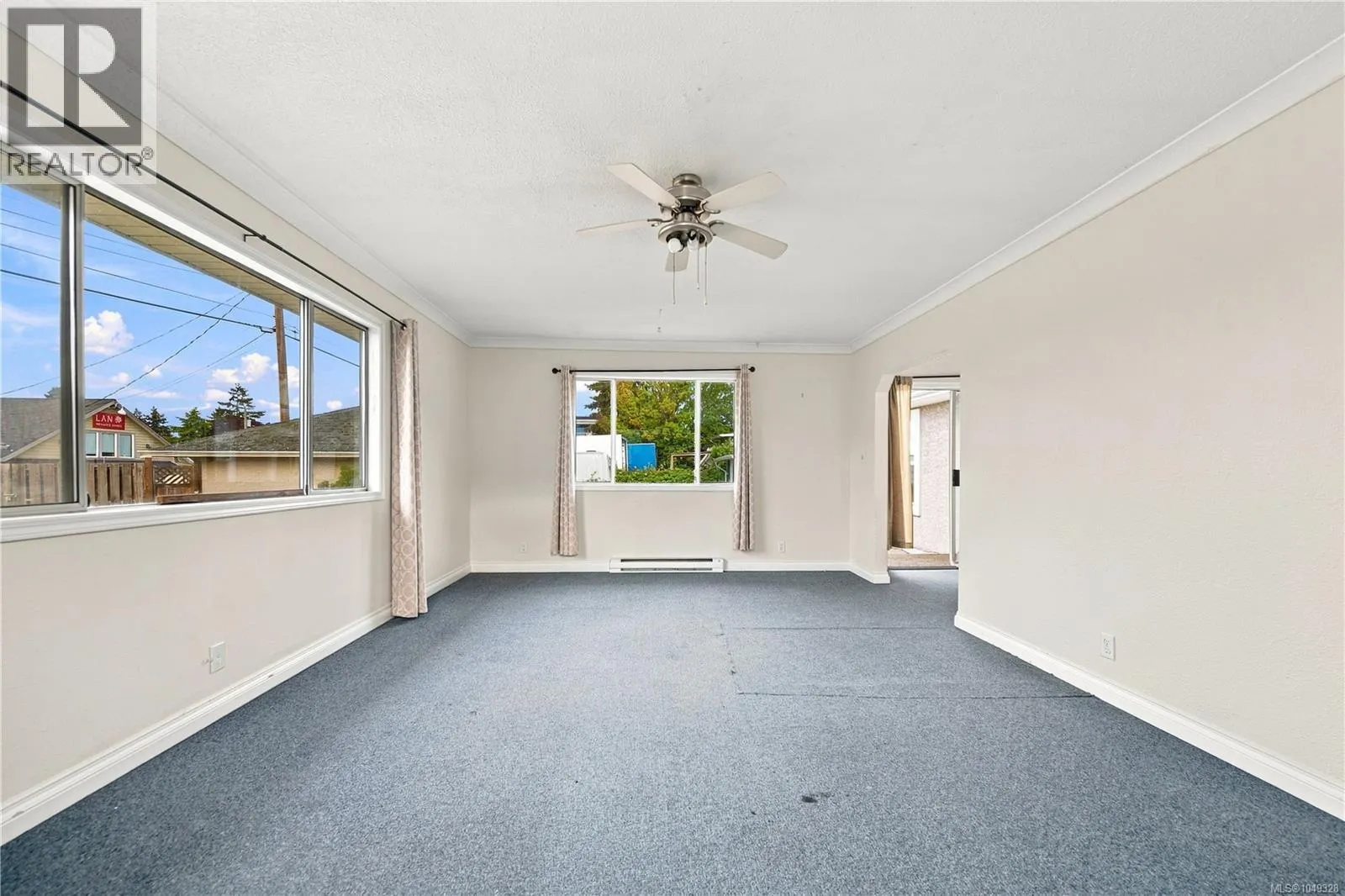 141 Jensen Ave E