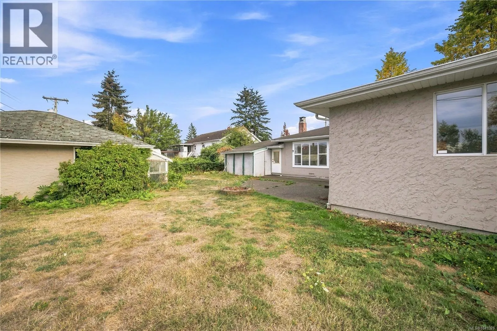 141 Jensen Ave E